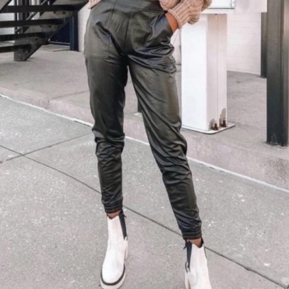 SPANK Faux Leather Jogger Pants in black Noir NWOT size large